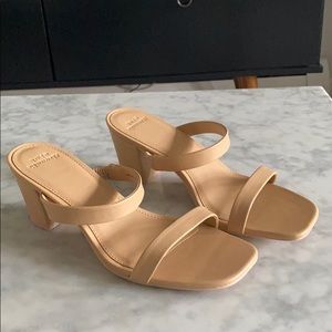 Abercrombie double strap heel sandal